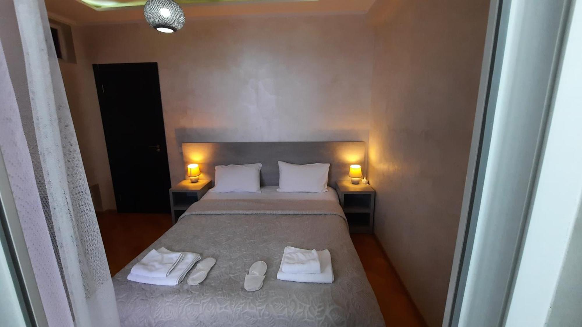 Makos Guest House Kutaisi Ruang foto